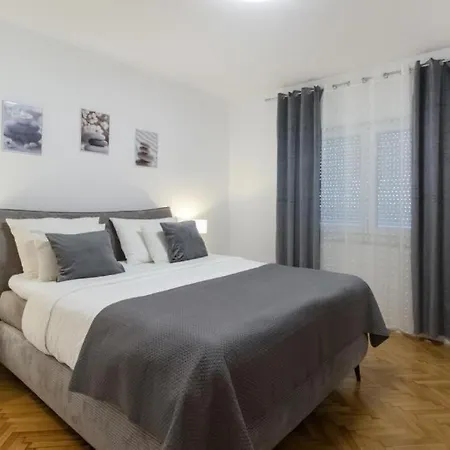 With Parking Space - 25365 Апартаменти